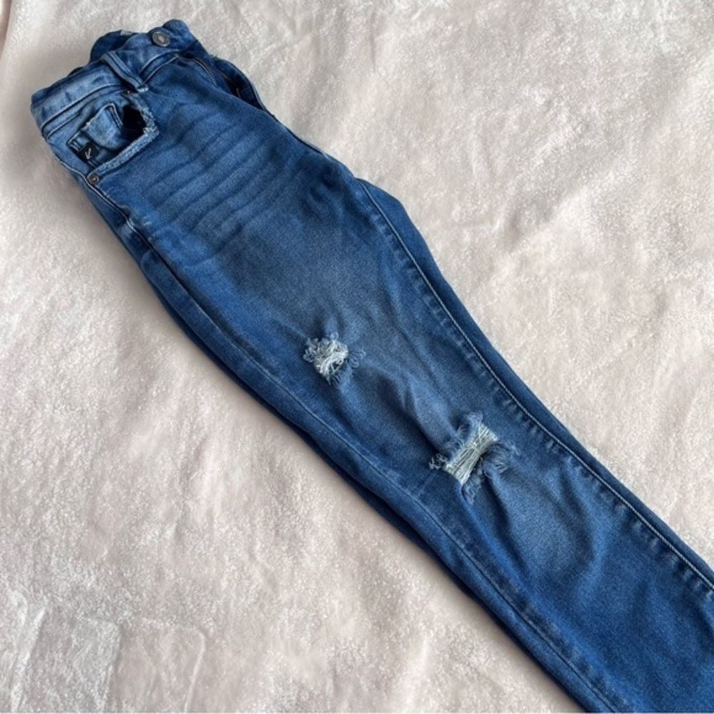 KanCan High Rise Medium Deconstructed Skinny Jean Size‎ 26